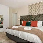Valley Heights Guest House And B & B