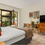 Valley Heights Guest House And B & B