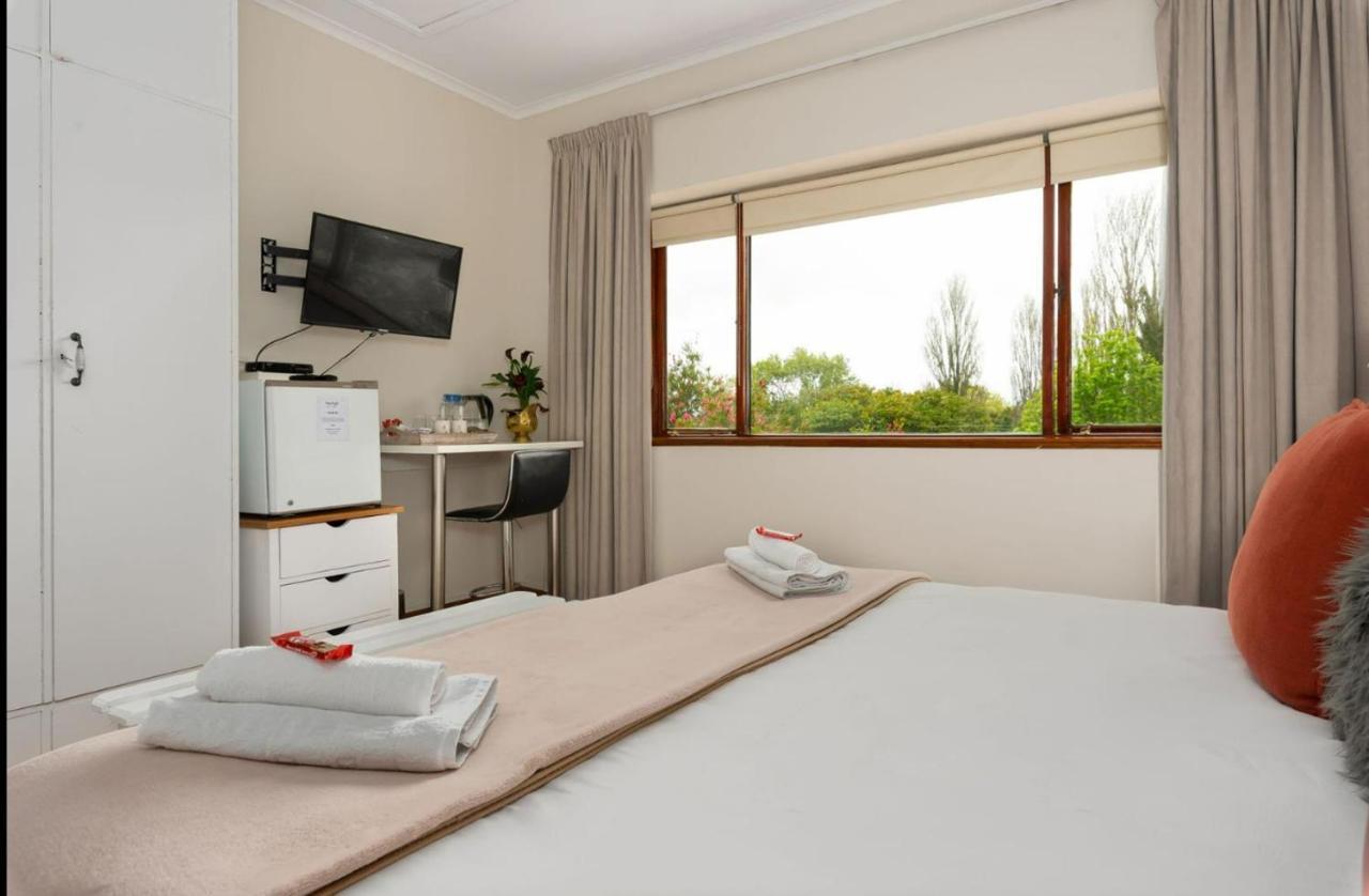 Guest house Valley Heights And